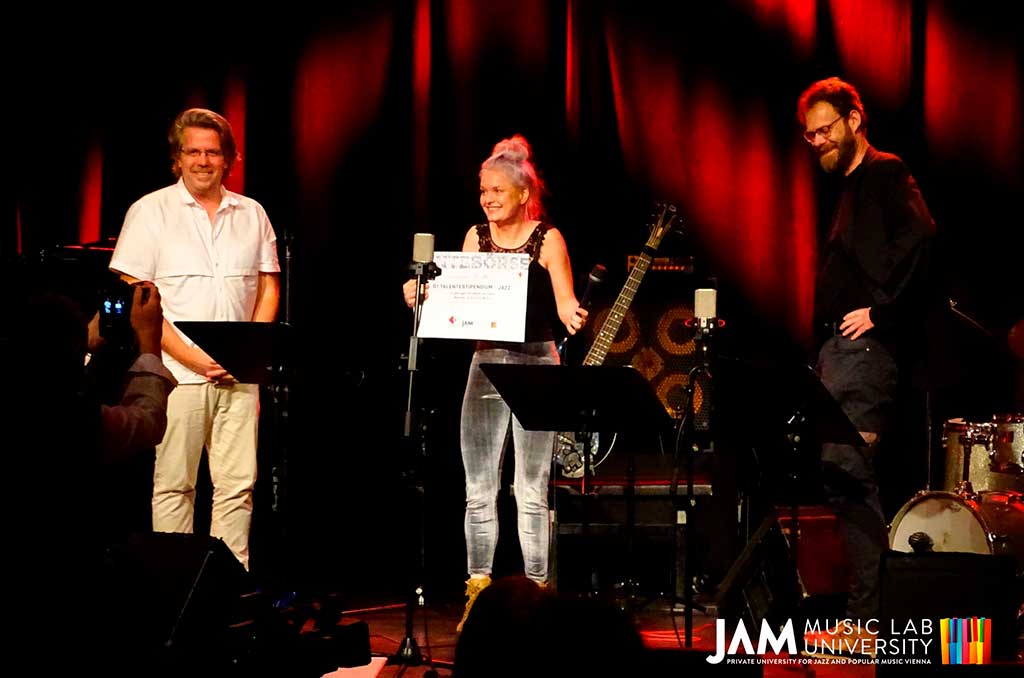 JAM-MUSIC-LAB-slide-3